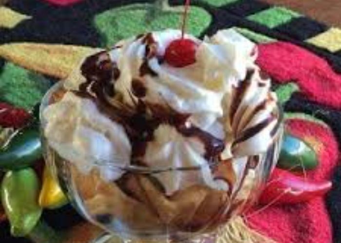 Sopapillas Sundae